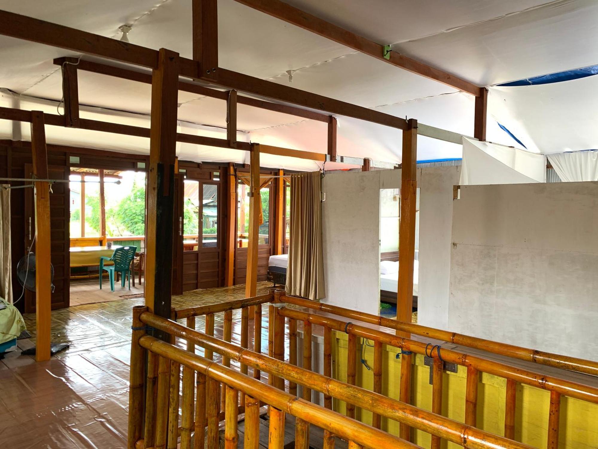 Nasrul House Homestay For Backpackers Maros Exterior foto